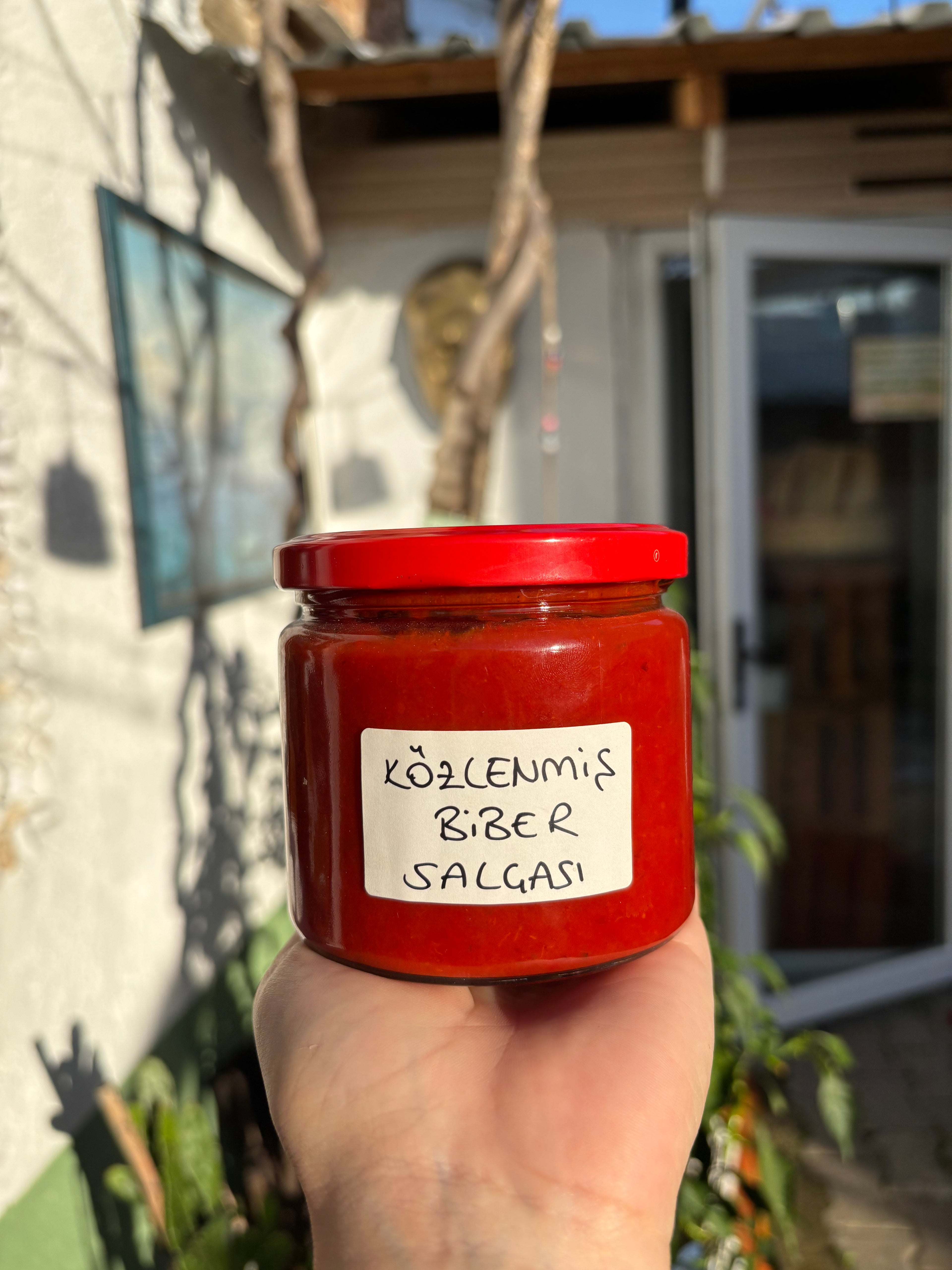 Közlenmiş Biber Salçası